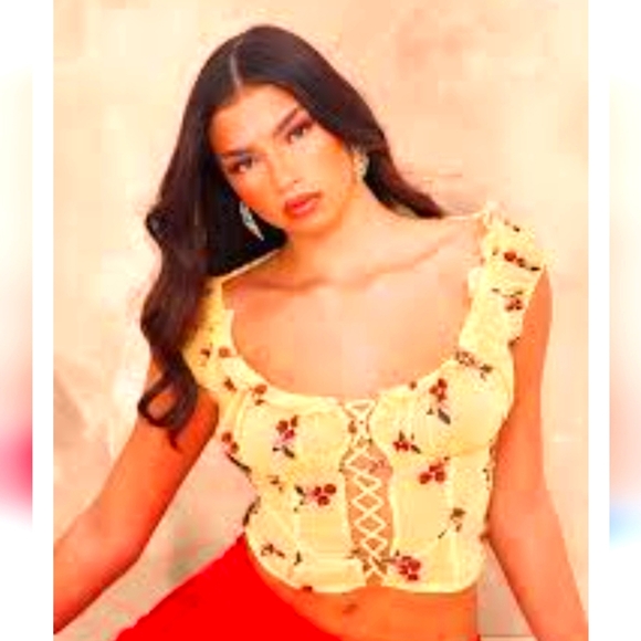 Pretty Little Things Strawberry Yellow Lace-Up Top - Picture 2 of 7